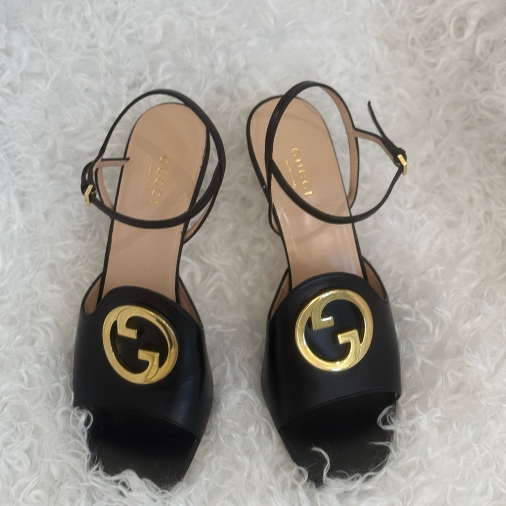 Gucci Black and Gold Women's Sandals